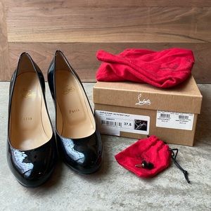 Louboutin black patent simple pump 37.5/US 7.5